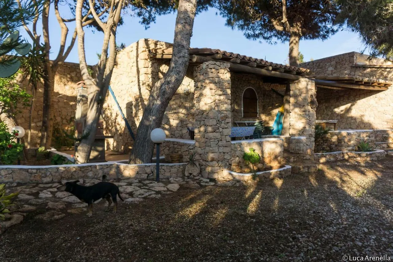 Aparthotel Dammusi del Sole LMP Italia