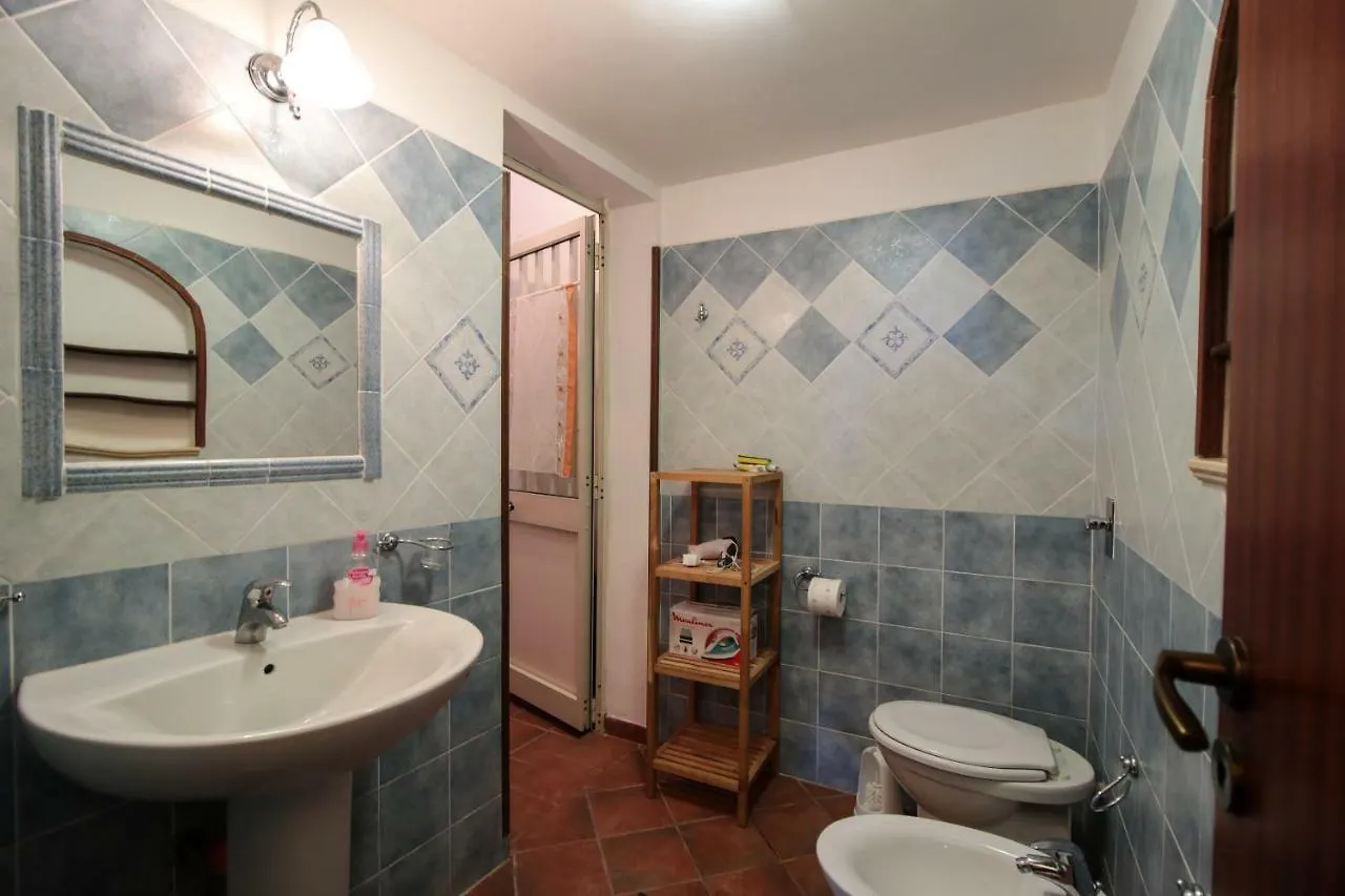 Aparthotel Dammusi del Sole LMP